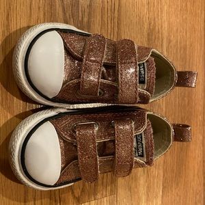 Toddler girls sparkly pink converse